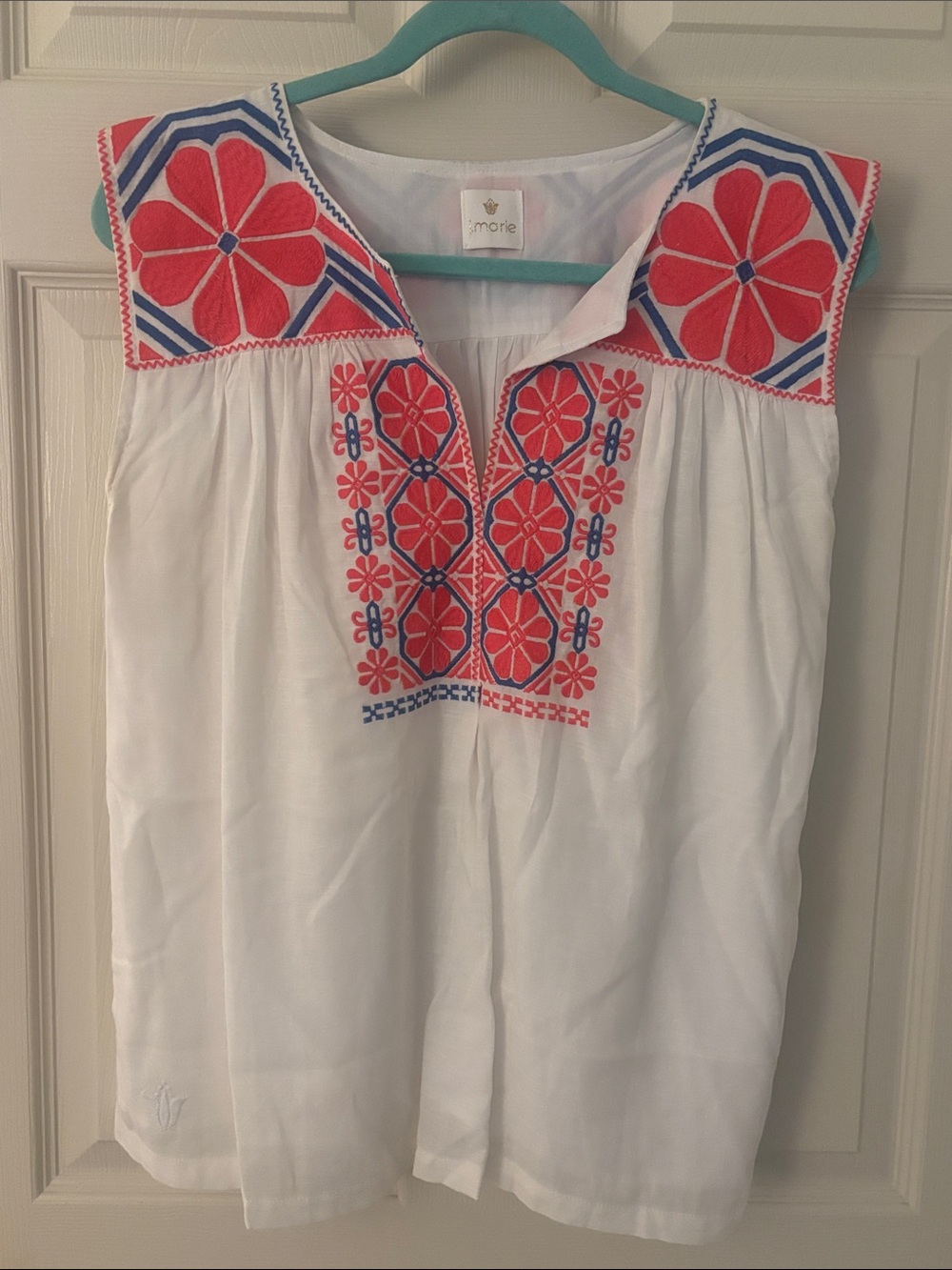 j. marie White Sleeveless Embroidered Peasant Top in Pink & Blue